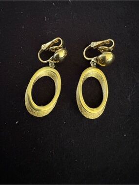 Crown Trifari Modernist Oval Drop Vintage Clip-On Earrings; Gold Tone